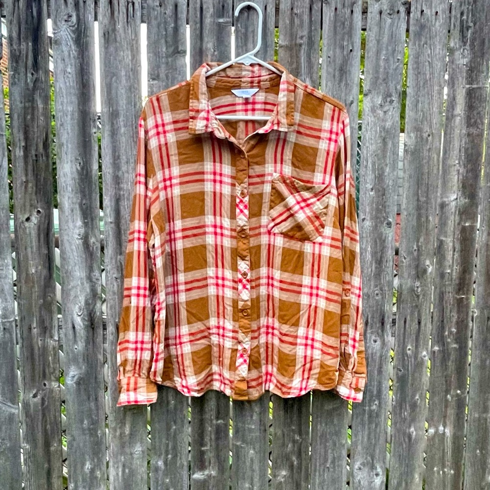 Time & Tru Plaid Button Down Shirt